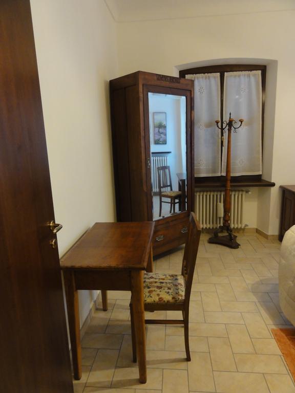 Ristorante Buasca Hotell Cuorgnè Eksteriør bilde